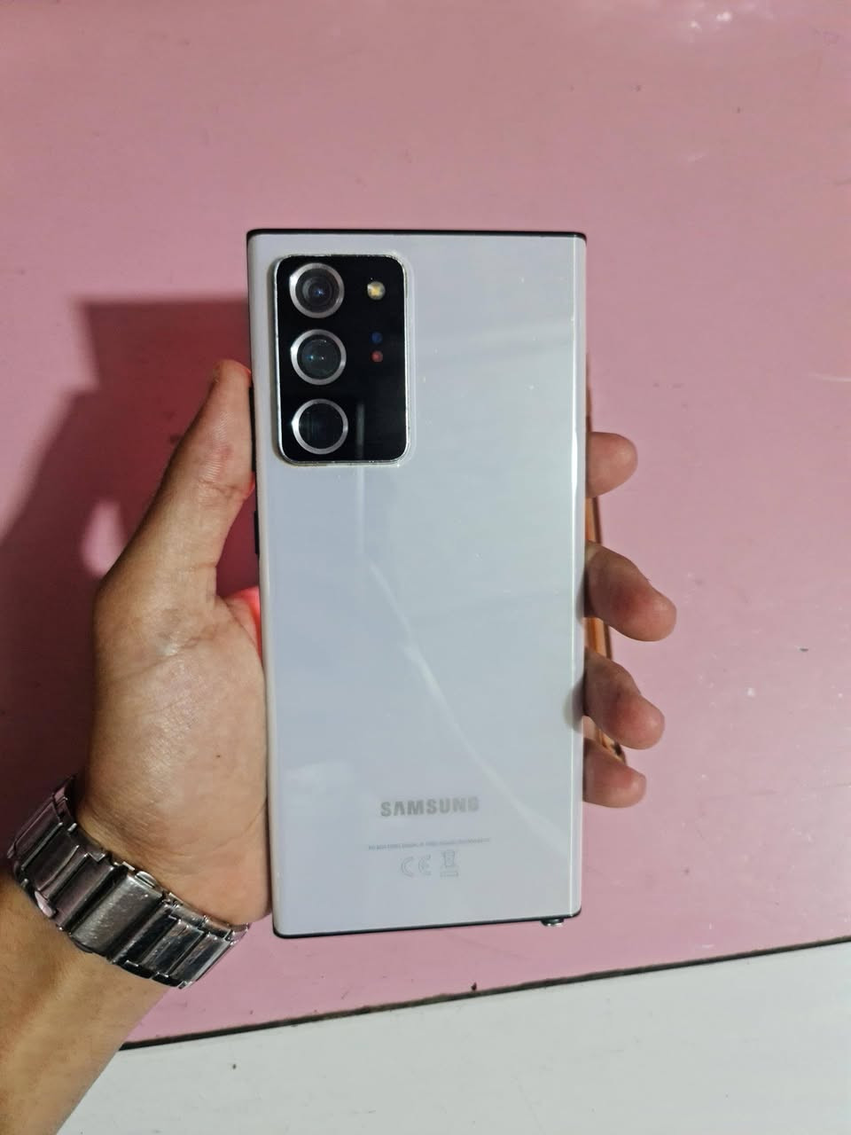 السلام عليكم
Note 20 ultra
ذاكره 256 نسخه الشرق الاوسط ومعا الكارتونه الاصليه
الجهاز نضيف وبي فقط هاذا الخطوط بالشاشه. 
علما الشاشه مستبدله وكاله سابقا يعني ضد المي
السعر / 175 الف  ويرهم مراوس
للاستفسار خاص او الاتصال
***********
