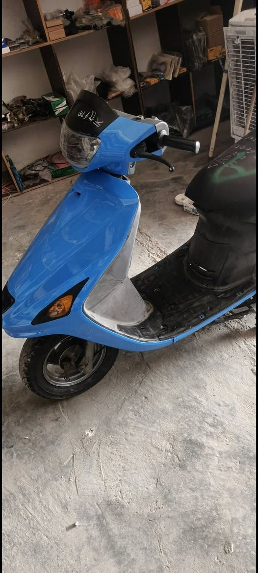 دراجة فراشة مال حاوية ما صارلها خمس اشهر يروح بيها للشغل ويجي مبدل بيها بس كفر ولايت واشاير للجمالية الدراجة نضيفة كلش انضف من الصورة الصبح تشتغل نكرة سلف
مكاني النجف موجود اتصال واتساب***********
السعر جو السوك مال مستعجل 500 وبيها مجال حك الجية
