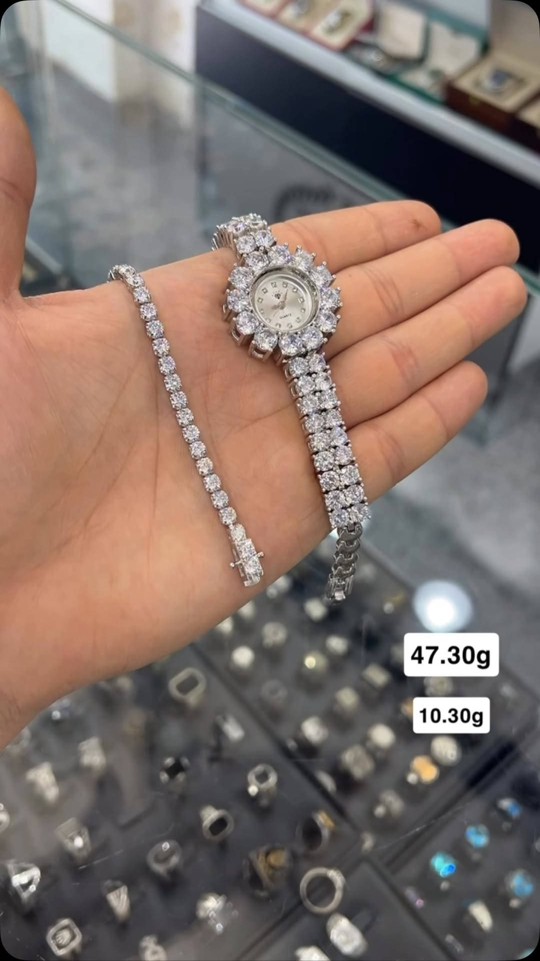 بعالم الفخامة والأناقة نقدم إليكِ المناسب لسحركِ 
فضيات الملاك ✨
📍المنصور شارع الرواد عمارة برج الماس قرب مول المنصور مجاور فلافل لبنان 
...📍للحجز او الاستفسار اتصل على الرقم ***********
قلادة سوار محبس فضة تخم سبحة تعليقة مفتاح 
#Baghda jwellery#Jewellery#beauty#gold#diamondIraqneclessejewellerydesiners
‏personalizedgifts customkeychains namesake inspirationalquote uniquegiftideas silveraccessories handcrafted giftsforher giftsforhim thoughtfulgifts memorablegifts keepsakes giftideas personalizedjewelry madebyme اكسسوار فضيات فضة عيار ختم
