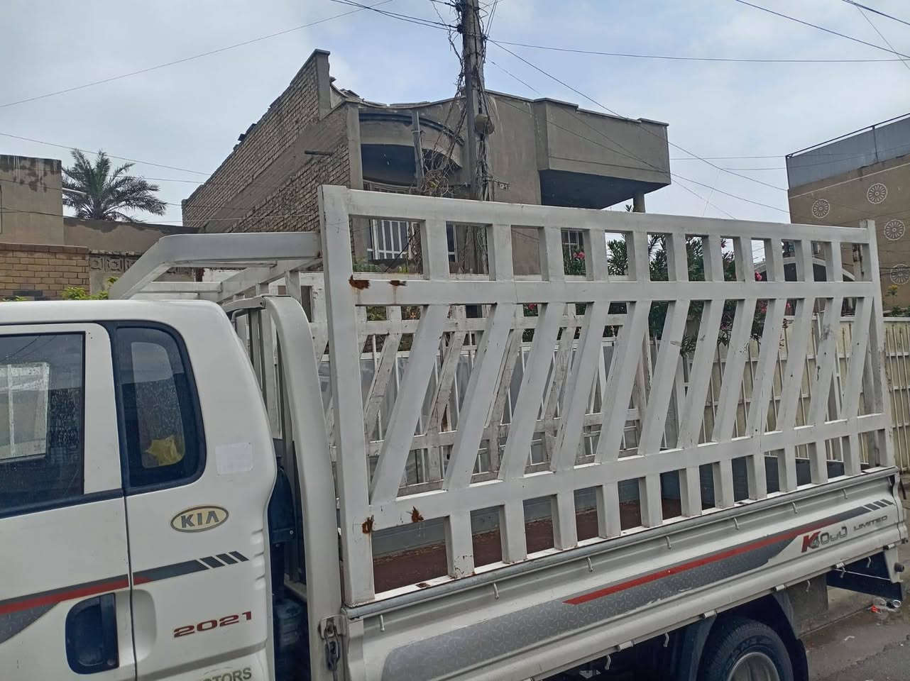 السلام عليكم للبيع محجر كيه فحل محجر جديد مابي خياس ولا بي زنجار وبي شبجه محجر كامل الاستفسار علئ هاذه رقم‏‪***********‬‏ ولحد يجيني خاص مكلف بل نشر مكلف بل نشر
