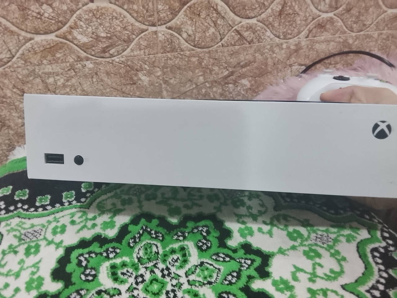 إكس بوكس سيريس اس
الجهاز شرط مامفتوح جويستك عدد اثنين اصليات مامفتوحات 
كامله ملحقاته ذاكرة 512 
مع اشتراك كيم باس 
السعر 360 وبي مجال شي قليل


**إذا كنت صاحب هذا الإعلان وتريد حذفه لأي سبب، رجاءا أرسل رسالة إلى الدعم الفني**