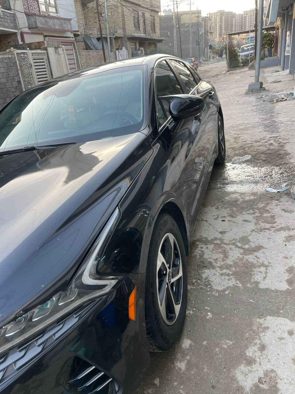 سلام عليكم 
للبيع 2021 
حادثه جاملغ عكس السايق والباب اليم السايق وموضحه في صور الحادث والبنيد مصبوغ بس بالحادث مابي حادث يعني 3 قطع بيها وكير ومكينه مكفولات 
مكانها بغداد  سعر 143$ شراي يتصل ***********
مكينه 1600 توربو 
بصمه تشغيل عن بعد وابواب وصندوك 
شاشه وكاميرا دواره -نظام خرائط 
نقاط عمياء-رادار امامي -تحديد مسار -قياده ذاتيه 
ويل كب كروم اسود -اشاير مري 
سايد بريك بصمه 
اوتو هولد -4 انظمه قياده بغداد, العراق
