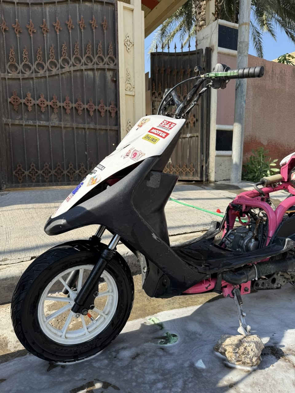 عدله مال لعب مكينه49 بلادية 
دراجة مابيها اي نقص سلف نكرة بكل وقت 
تعمير جديد كلجاتهة بلادية سعرهة 450 وبيهة مجال بسيط مكاني الدورة رقم ***********
