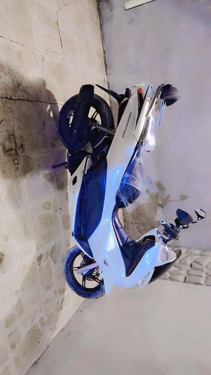 سلام عليكم للبيع دراجه بس سي اكس جيل اول دراجه خير من الله حساس زدحام حساس ستان تدفه بل بدأت مكينه ما مفتوحه دراجه ***********مال جناي ماني بغداد خلف صيطرت الشعب
