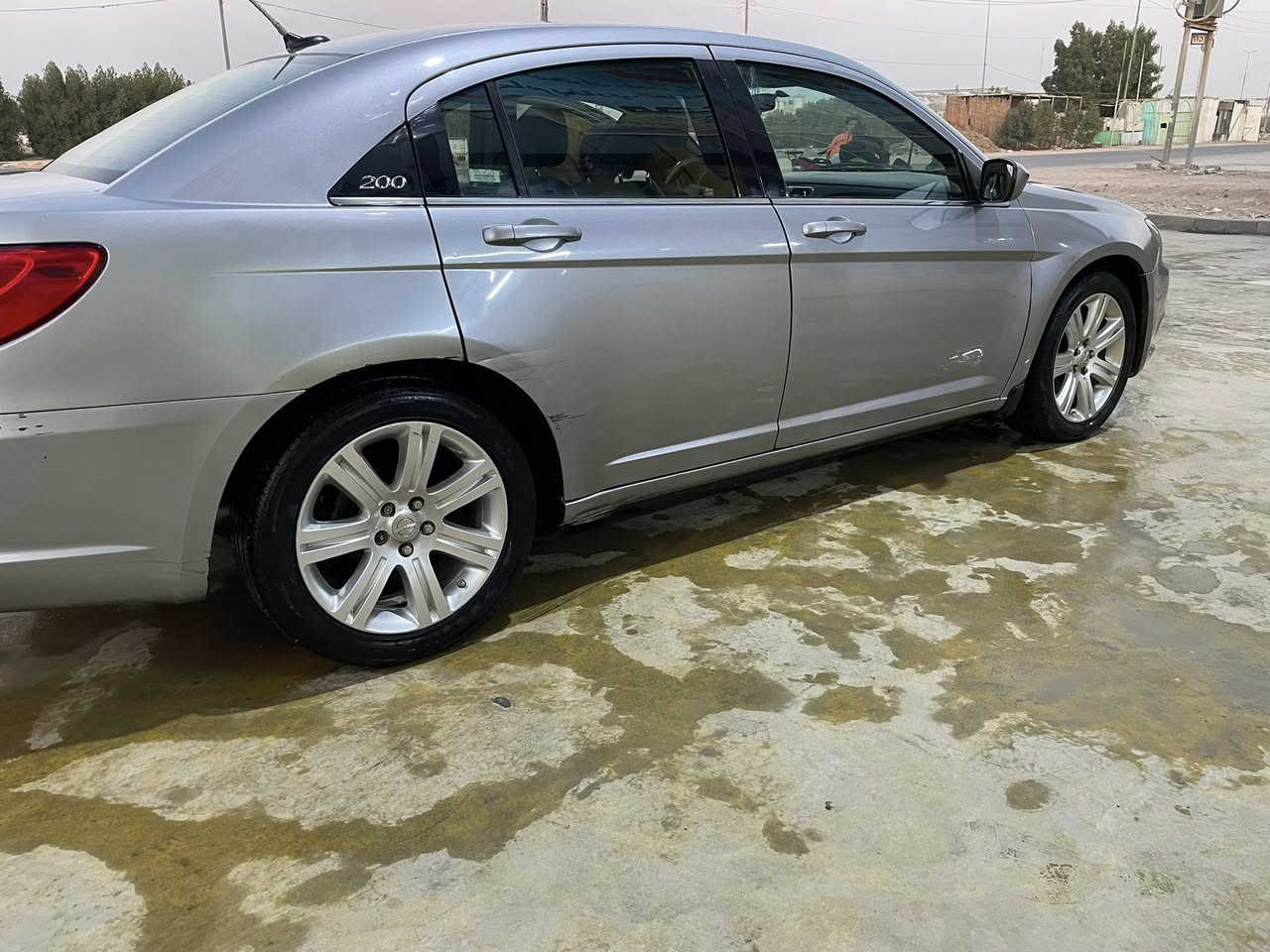 سلام عليكم
‏c200  2013 
 محرك ٢٤٠٠  الگير 6 نمر  تبريد ثلج  
بيهة جراد ربع البنيد 
حادثها بامريكا الجاملغ الامامي الايمن مبدل والجاملغ الخلفي عكس السائق مصبوغ للجماليه صور الضربة مرفقة بالمنشور 
سيارة ليبل واحد 
رقم بابل سنوية لل٢٠٢٦ المكان الحلة  للتواصل *********** بي واتساب 
السعر  87$ وبي مجال
