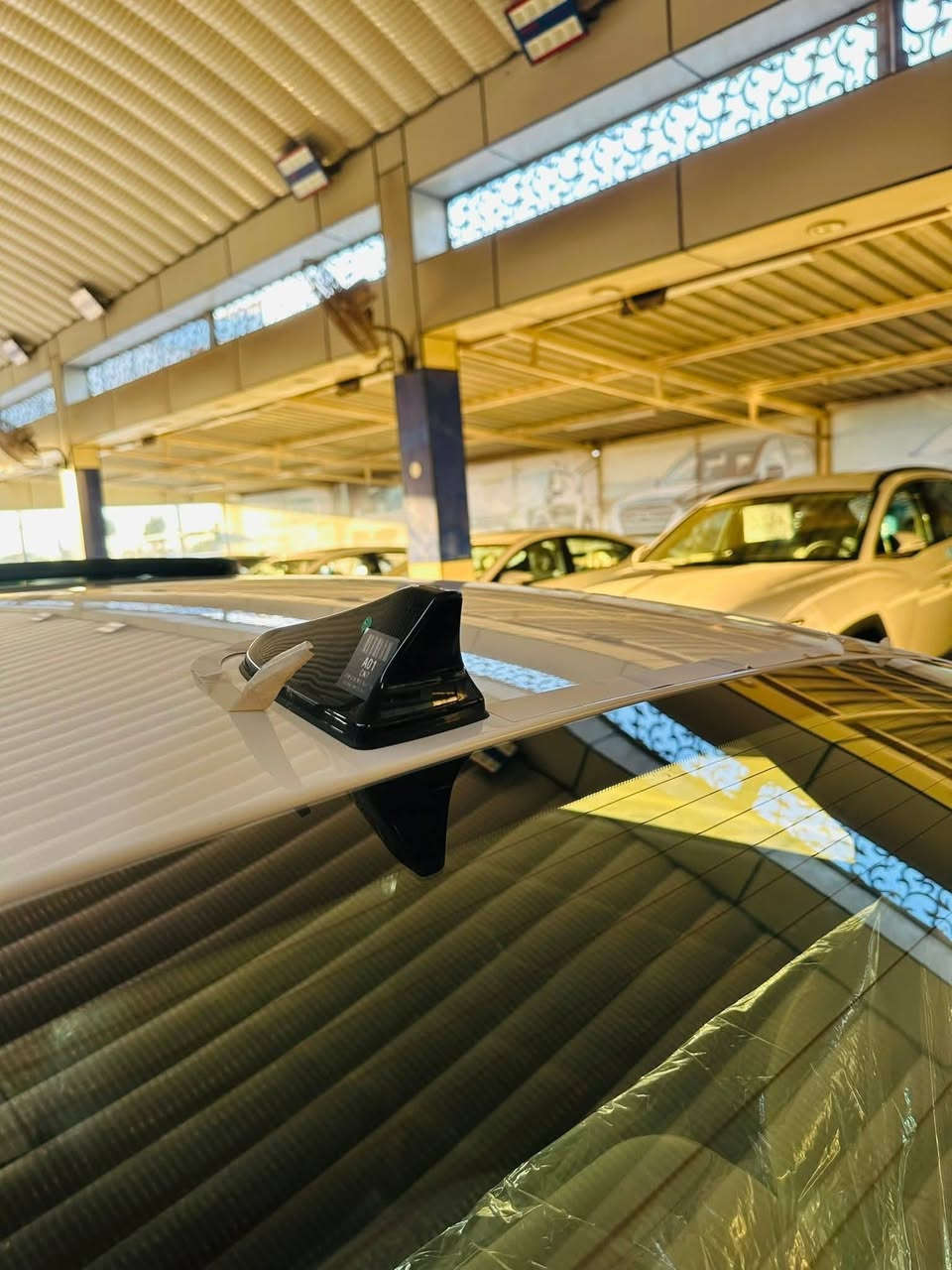 النترا.    2024 خليجي كوري.   رقم بابل  انكليزي بأسمي 

       محرك 2000.     السعر182     ماشيه40
    
المواصفات فوووول .  ابو الضمان   كفاله عامه
شاشه ديجتال 
بصمه   
تشغيل عن بعد              
جنطه ذكيه كهربائية            
فتحه سقف                   
محرك 2000.                              
حساس لايت 
حساس خلفي بلادي 
حساس أمامي بلادي 
تبريد قطعتين
كاميرا خلفيه بلادي 
جي بي اس
نضام تشغيل الكاميرات 
شاشه  كبيره اصلي ابل كار بلي 
نضام ترحيب مري شفط
نضام مود درايف إيكو وسبورت و عادي
تحكم ستيرن
5 ويل كب كروم حجم 17
لد امامي نهاري
 شباك نيكل
مانع انزلاق
مانع انحدار 
لايت عدسات زنون 
ايرباكات
جهاز موازنه ABS

للاستفسار الاتصال 
***********ابو قاسم العماري
