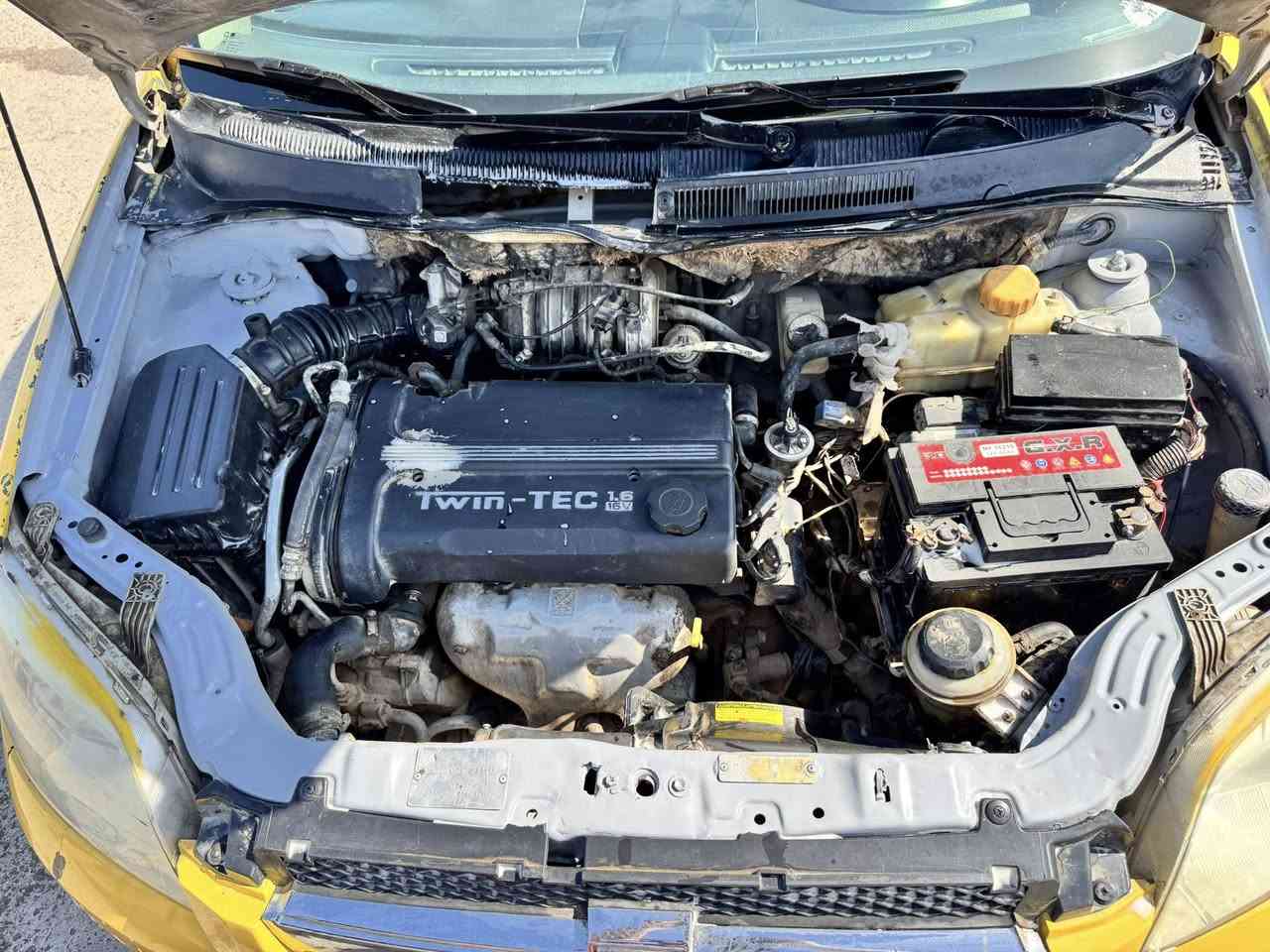 أفيو ٢٠٠٧ خليجي رقم قادسيه مكانها بالحله شارع ٦٠ السياره هستوها داخله هزه تخم تاير جديد وحداديه إماميه خلفيه جديده وكير جديد وظفيره جديده وياها ودواخل كلها جديده مصفره هيئه وغرامات ترايك للمالك السعر ٣٨ وبيها مجال قليل 
للتواصل على الارقم 
*********** واتساب اتصال 
*********** اتصال
