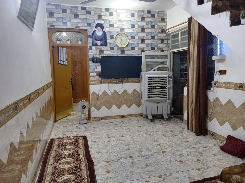 بيت مطلوب للمصرف العقاري 100 متر طابق واحد حي النداء منطقة 56 يباع بتطلوعة للتواصل
***********
النجف الاشرف
