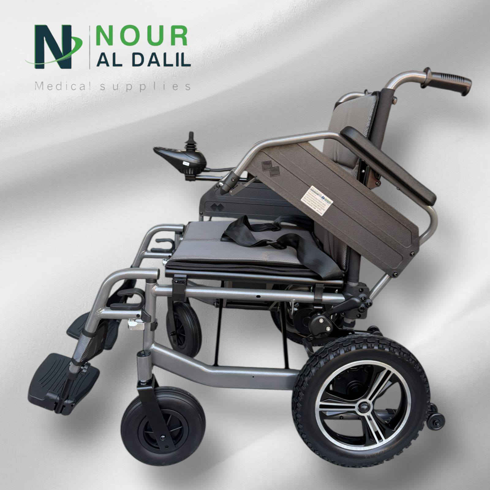 يتوفر لدينا كراسي كهربائيه جديد 

للطلب والاستفسار مراسله على واتساب ***********

يوجد توصيل لجميع محافظات العراق مجاني
