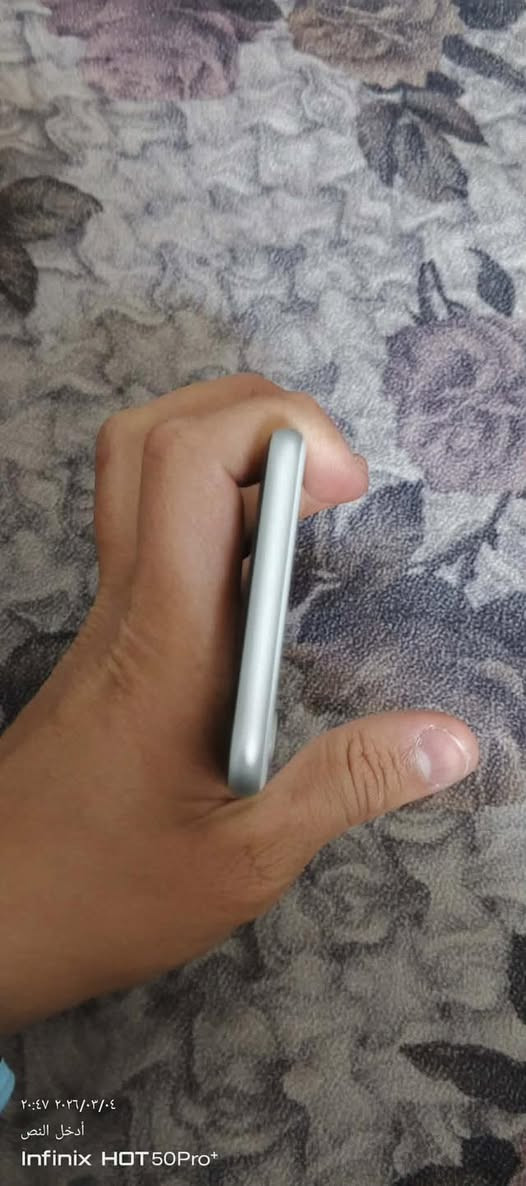 آيفون سي
المايعرفه لا يعلق 
ما مفتوح نورمال شرط 
ما مبدل أي قطعه 
جلخ ما مجلوخ نضيف الي درجه
بطاريه ٧٨
ذاكره ٦٤
تك 
السعر ١٥٠ وبي مجال للطيبين
مكاني حي الانتصار


**إذا كنت صاحب هذا الإعلان وتريد حذفه لأي سبب، رجاءا أرسل رسالة إلى الدعم الفني**