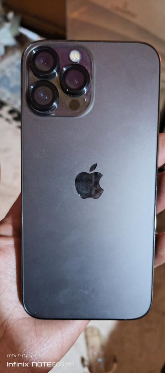 ‏جهاز 13  البطاريه 58 النظافه 90/100 السعر 700 الذكره 256 للبيع
***********
