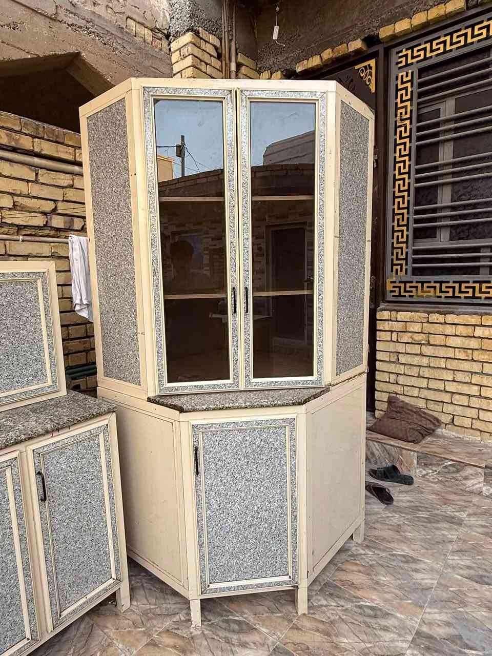 السلام عليكم
مطبخ للبيع نضيف مثل مابالصورة ومستعجل علية 
الاستفسار والسعر على هذا الرقم ***********
