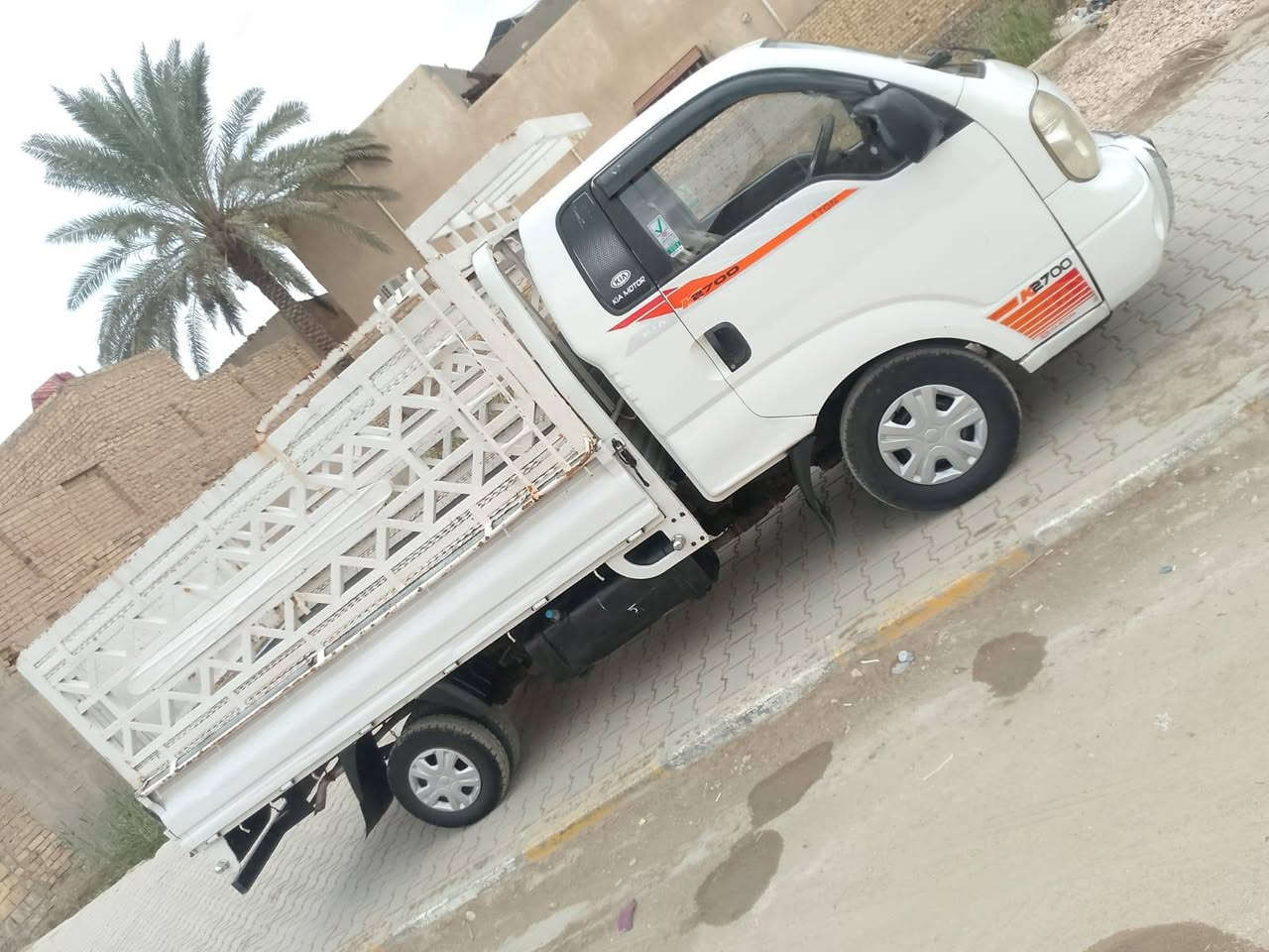 كيا للبيع موديل 2011 مكفوله كفاله عامه سنويه مجدده لل 2030 رقم انكليزي للاستفسار ***********
