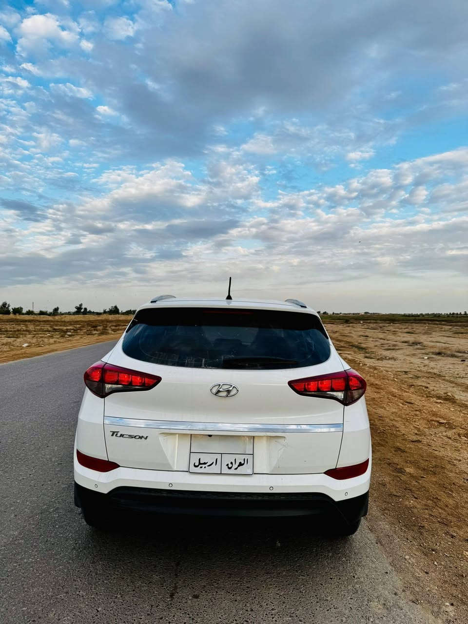 (Tucson 2018)
السياره وارد خليجي شركه الكاصد فول موصفات ماعدى البانوراما والبصمة ومكفولة من الصبغ والتبديل ماعدى بارد بسيط  بالبنيد ومكحل  جاهزه من كل النواحي محرك ٢٠٠٠ دوش مامفتوح  كير حداديه تخم تاير جدد رقم أربيل الألماني تحول او وكالة للإستفسار *********** /وتساب 
 مكان الديوانية
