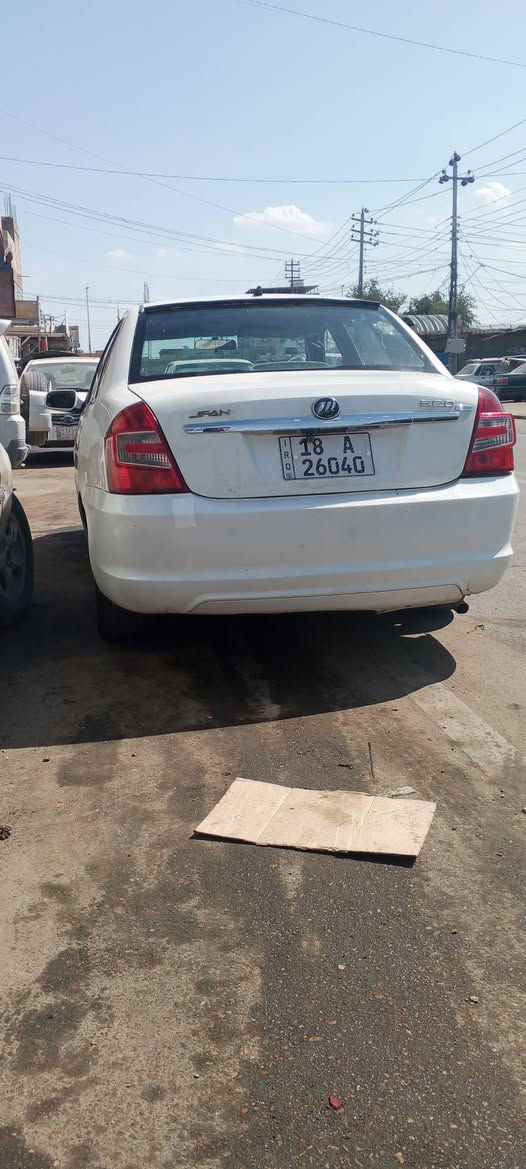 ‏​🚗 للبيع: ليفان 520 - نظيفة وجاهزة
‏​يا الله.. سيارة مال جناي ونظيفة حيل، مو مال معارض.
‏​الموديل: ليفان 520 (سيدان).
‏​اللون: أبيض ، البودي نظيف وحلو.
‏​الرقم: رقم بابل (18 A) والتحويل مضمون.
‏​الحالة: المحرك والگير كفاله  والسيارة اقتصادية جداً بالبنزين وتبريدها طالع اغاز منضومته كاملهجان شغال
‏​السعر: (ا36) وبيه مجال بسيط "للصامل" والشراي الطيب.
‏​المكان: (النجف )
‏للاستفسار: (***********)
