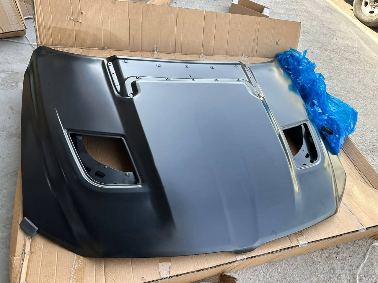 جاملغات فتحات – شكل رياضي شرس وصوت أقوى
🔹 جاملغات بدون فتحات – فخامة هادئة وأناقة كلاسيكية
🔹 متوفر أيضاً بنيد رام بجودة عالية ولمسة تميز واضحة

مناسبة لسيارات Ram 1500 وكل موديلات رام

✔️ خامة ممتازة
✔️ تركيب مضبوط 100%
✔️ شكل يغيّر واجهة سيارتك بالكامل

إذا تريد تميز سيارتك وتخليها تلفت الأنظار…
هاي القطع اختيارك الصح 👌🔥

 �


**إذا كنت صاحب هذا الإعلان وتريد حذفه لأي سبب، رجاءا أرسل رسالة إلى الدعم الفني**