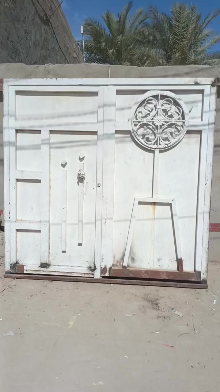 للبيع
***********
