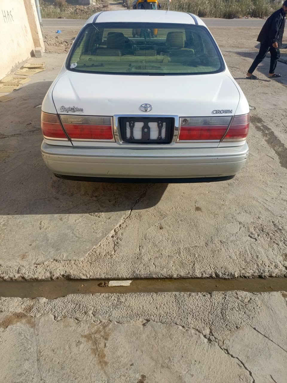 للبيع للبيع
سياره جنون ملكه 
موديل 2003
الون لولوي محزمه
مكينه ديفور الكببير
 حداديه وكير ومكينه
تخم تاير غرفه نظيفه
دكمتين كهربايات شغاله
تبريد شغال 
كشنات كهربائيه

دخول جديد 
ماشيه 48الف
المكان ناصريه 
الاتصال 
ع رقم ***********
