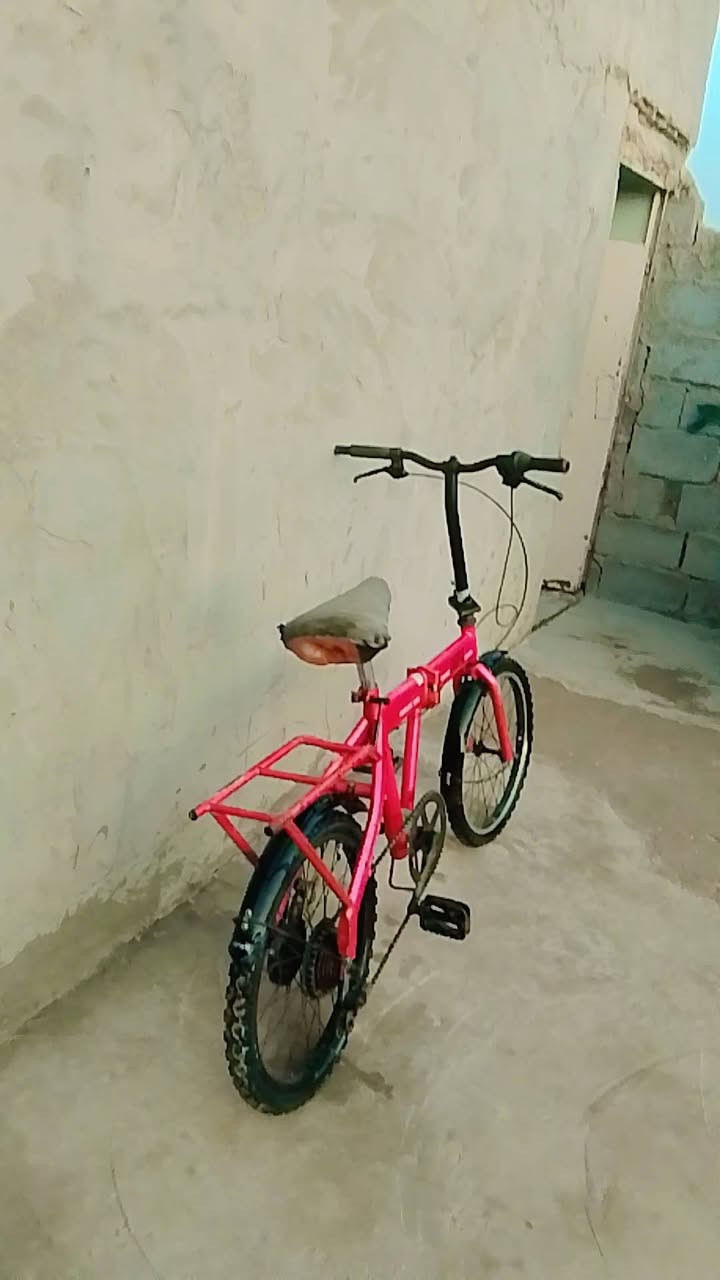 سلام عليكم بايسكل اللبيع ابو الطبگه مكفول من عطل السعر 100 بي مجال يراسلني على الخاص


**إذا كنت صاحب هذا الإعلان وتريد حذفه لأي سبب، رجاءا أرسل رسالة إلى الدعم الفني**