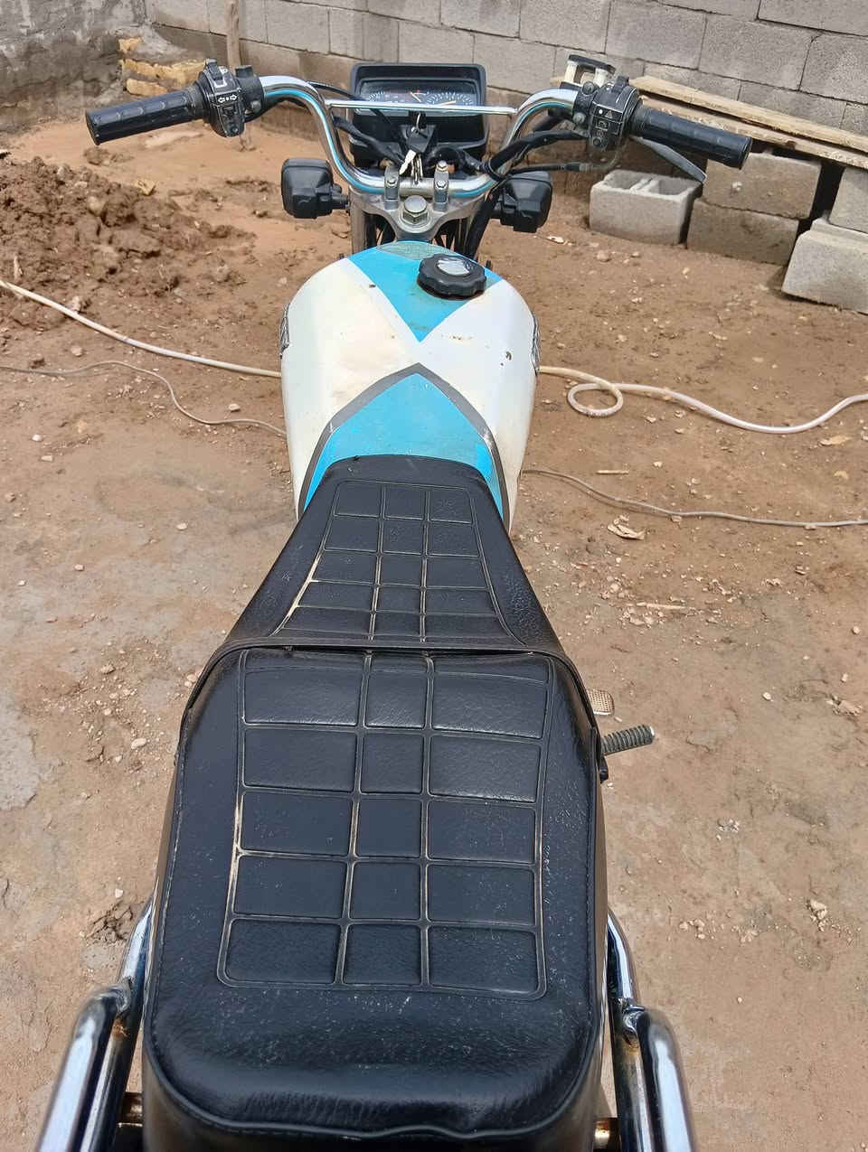 سلام عليكم دراجه للبيع سافان موديل 2020 اوراق اصوليه دراجه نضيفه واحلى من صوره بعد كهربأيات كله شغاله  مكينه ما مفتوحه
سعر 500وبيه مجال شراي يتصل ***********
