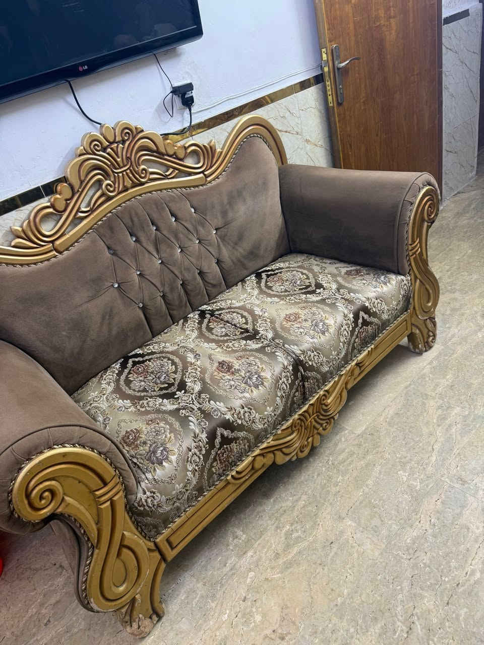 تخم تفصال ١٠مقاعد نظيف كلش مكان بغداد الشعب  السعر ٤٥٠ بس مجال


**إذا كنت صاحب هذا الإعلان وتريد حذفه لأي سبب، رجاءا أرسل رسالة إلى الدعم الفني**