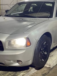 V6 ٣.٥ • ٤ أبواب • شاشة آيباد