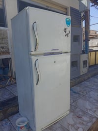 ثلاجه كبيره • عدد ٢ • شرط تجميد