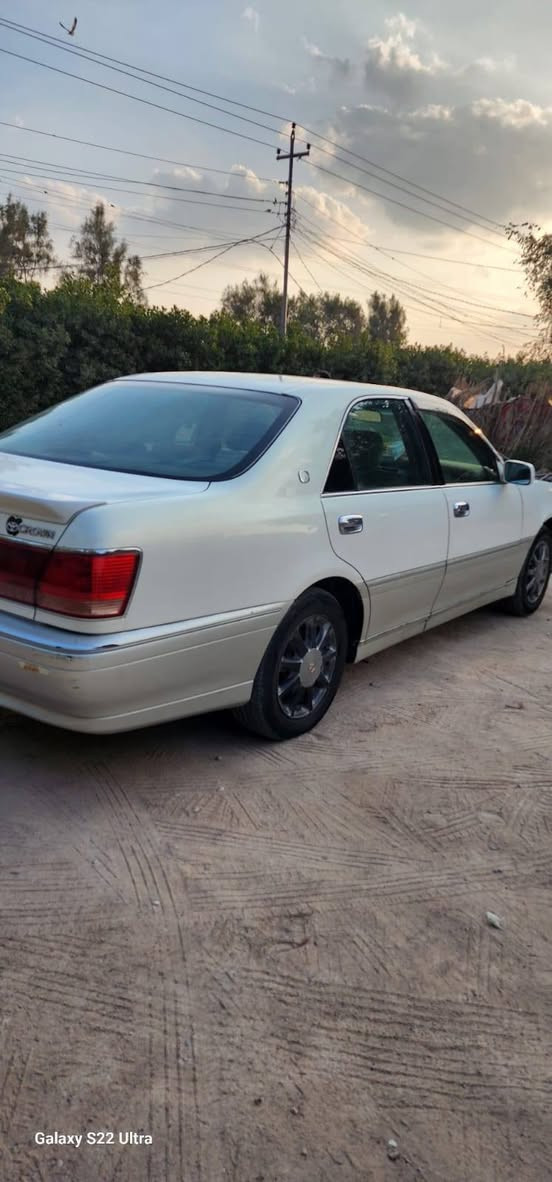 ملكه صلاح لدين مكفوله من لكص وظربه كير ومكينه جدد مامفحوصه لسعر ٨٥ مكان ديوانيه***********
