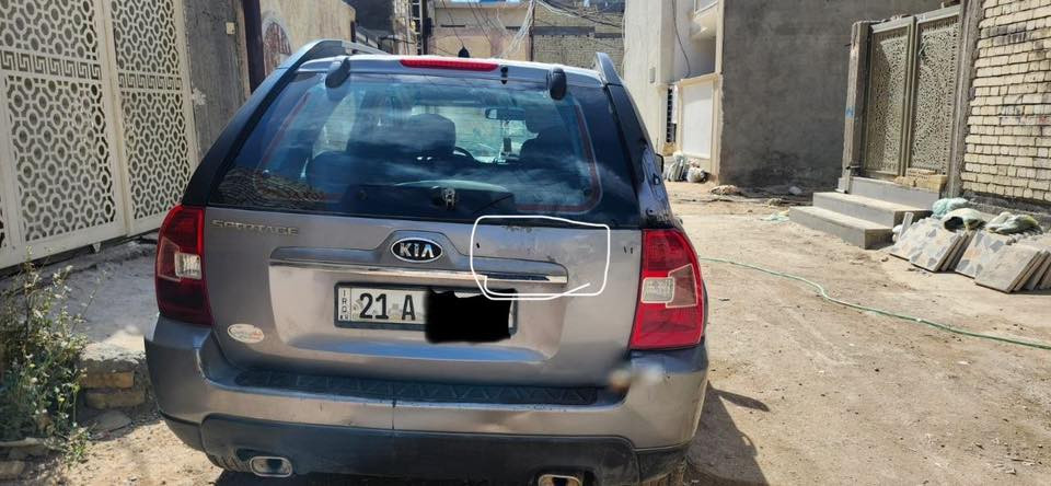 السلام عليكم سبورتج ٢٠٠٩ خليجي فول مواصفات
ماشية ١١٠ كيلومتر قابل للزيادة 

بيها بارد يم قبق البانزين وبالباب مال الجنطة  موضح بالصور وايرباك الستيرن فقط طاك

رقم سليمانية السعر ١٠٥ وبيها مجال مكاني بغداد الكاظمية 

للاستفسار ***********
