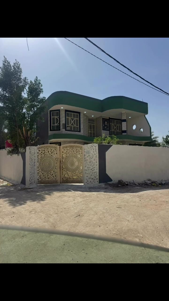 دار للبيع طابو زراعي سند ٢٥ بسمي تحويل مباشر المساحه ٤٠٠ متر صاير ركن على شارعين 
مقابيل كوين بارك صياحيه قرب مرقد الامام سليمان 
مع كافة الخدمات مدارس  ثانويه وابتدائيه ماء اساله سيح يصعد لتانكي بدون ماطور خط مولده ذهبي 
بيت استلام مباشر اسلمك المفاتيح حاليا فارغ 
السعر المطلوب ١٦٠ مليون 
للاستفسار 
***********
