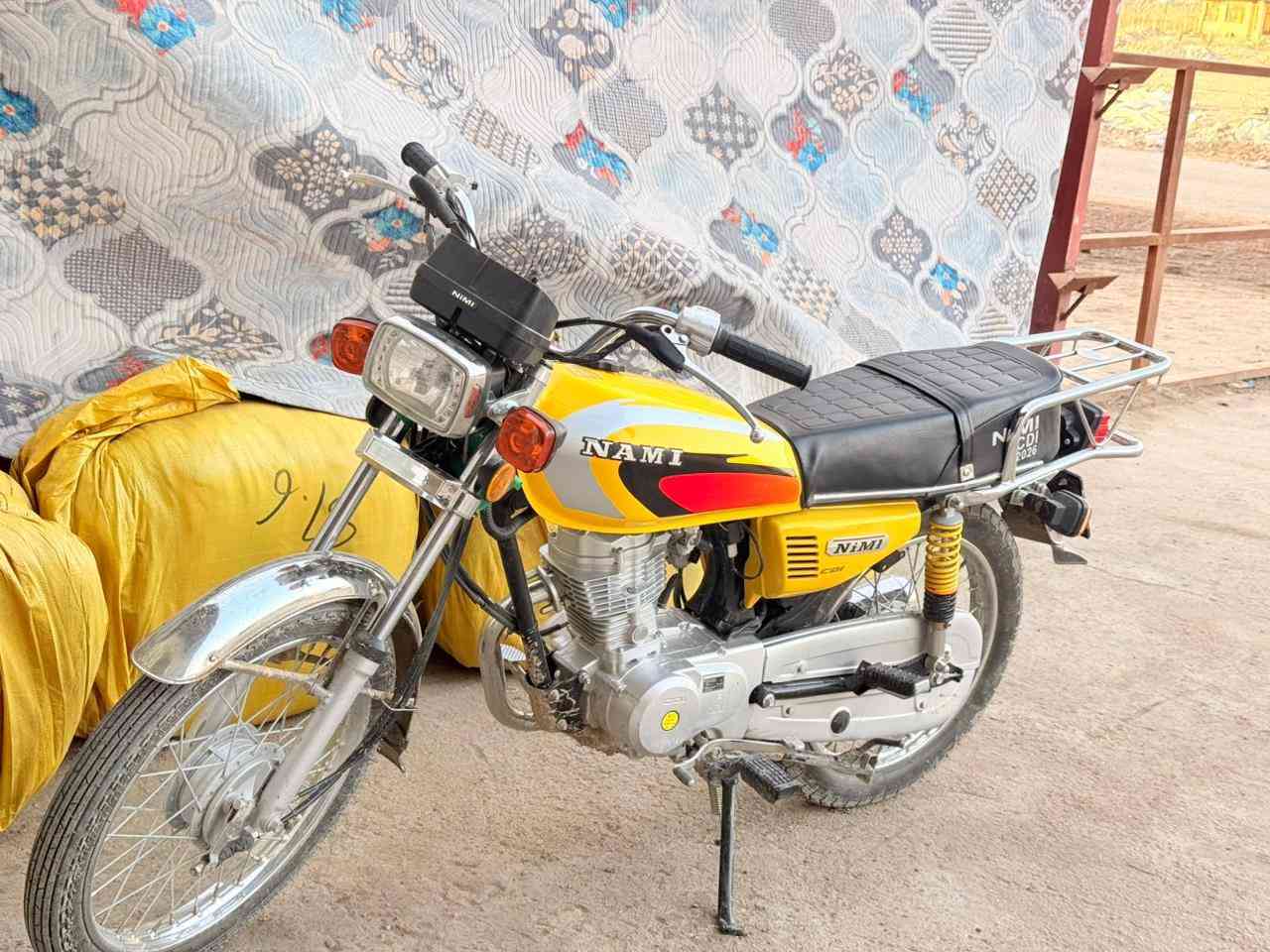 سلام عليكم دراجه للبيع ناما امتياز صارلها شهر من طلعت من الوكيل مكاني القاسم شارع الجفل مديل 2027 السعر 800 الف وبيها مجال للاستفسار الاتصال على الرقم ***********
