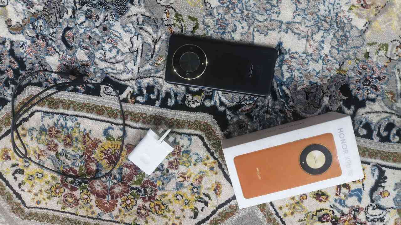 اخوان تلفون هونر x9b 5g شغال بس الشاشة مكسوره وما تلمس وبي ضربه بسيطه بكلاس الكامرة يعني ماماثر عليها كارتونه وياه وشاحنته الاصليه اكتب سعر وقيم وبالعافيه عنواني كربلاء Singapore


**إذا كنت صاحب هذا الإعلان وتريد حذفه لأي سبب، رجاءا أرسل رسالة إلى الدعم الفني**