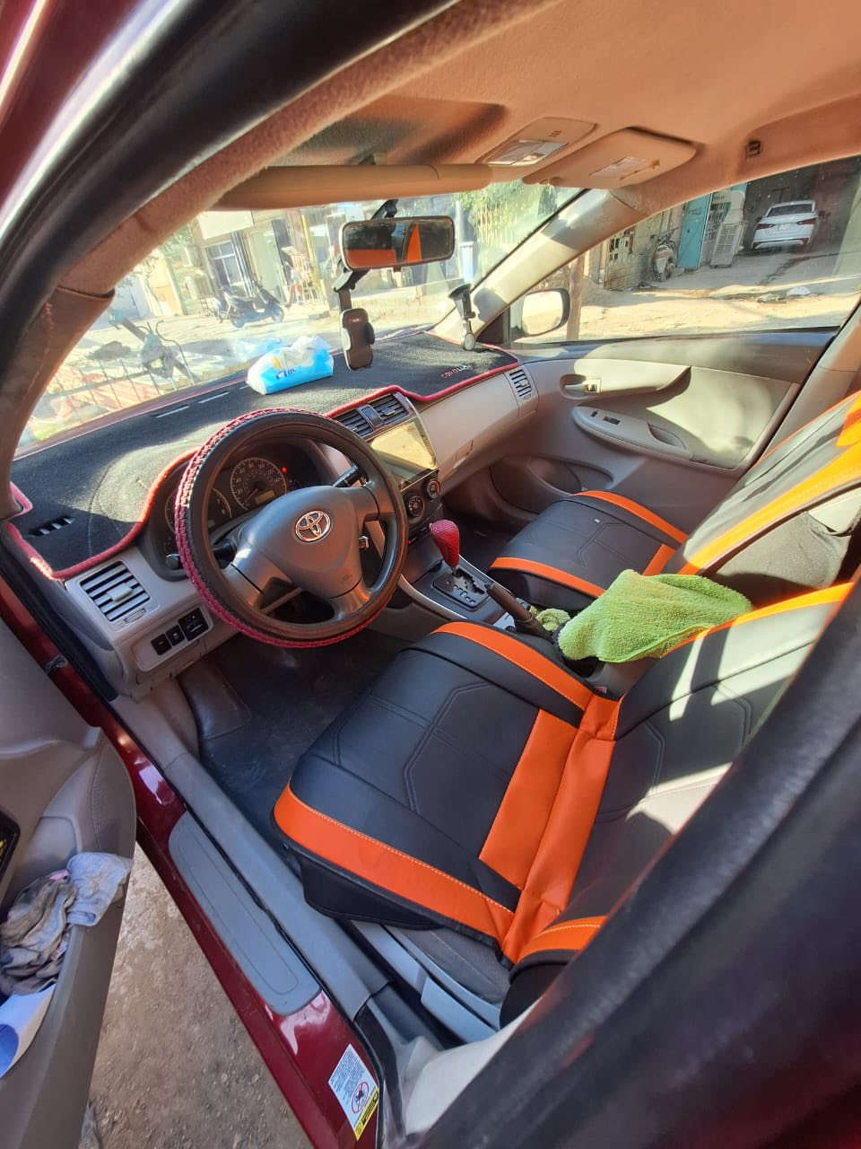 السلام عليكم سياره كورلا 2009محدث 2013 وارد امريكي سياره جاهزه كبل للشارع وتفاصيل اكثر عله رقم***********
