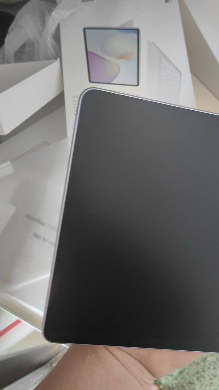سلام عليكم جهاز ايباد للبيع نظيف كلش مستعمل قليل نوع Huawei MatePad 11.5
90 فريم ببجي 
الذاكرة 256
الشحنة 45 واط شحن سريع
120 هرتز الشاشة
معالج قوي مثل (Snapdragon 7 Gen 1 أو Kirin) 
 السعر 350 الف بي مجال عنوان كركوك 
رقم موبايل ***********

