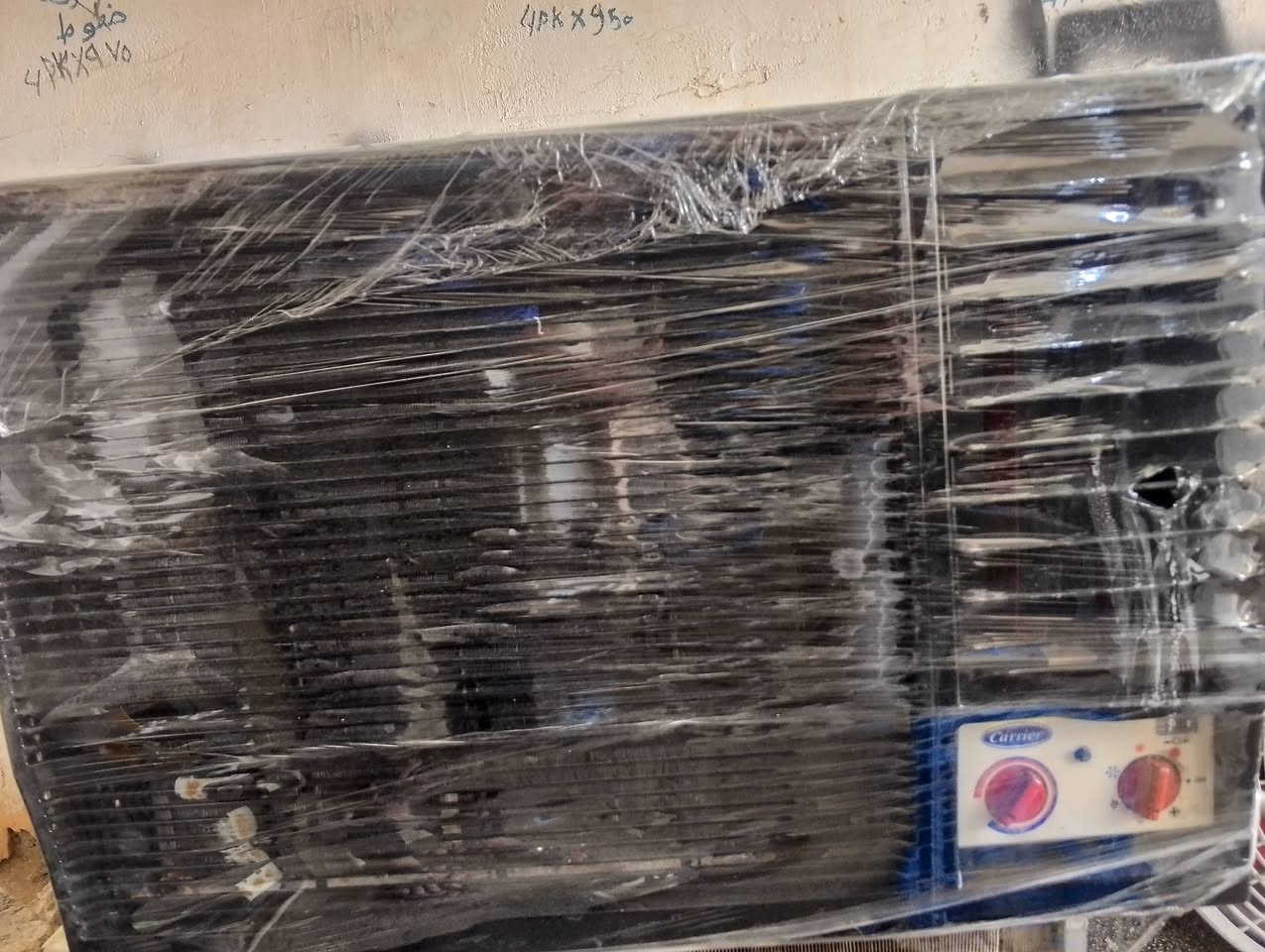 مكيفات للبيع سعر الواحد ٢٢٥الف قفل
***********
