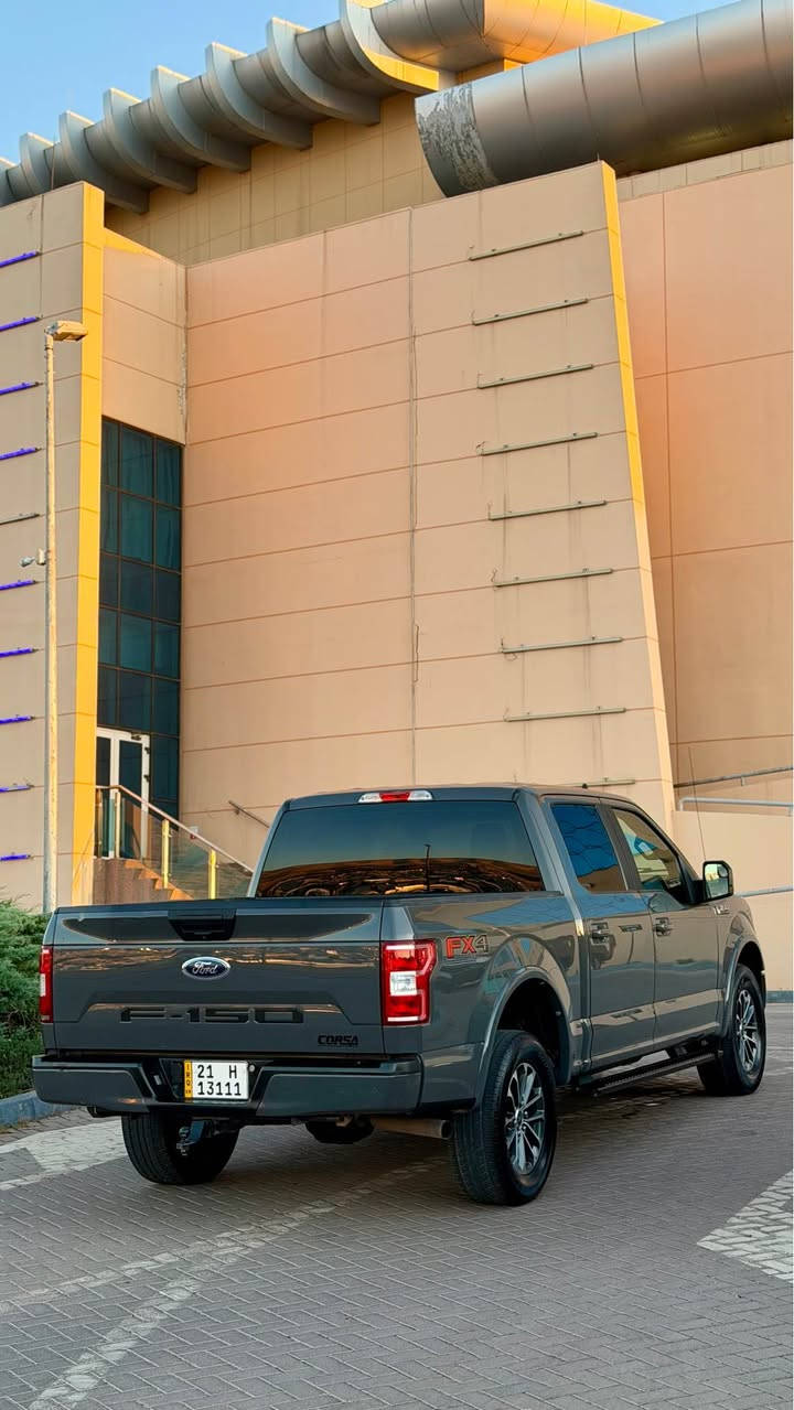 ﷽
‏ FORD F150 STX 2020
◽️فؤرد F150 مواصفات STX موديل 2020
 فور ويل ( دفع رباعي )
لون مميز سمنتي☑️
بودي قصير باب كبير مرغوب

◽️محرك V8  محرك مرغوب
🔹گير و محرك بشرط مامفتوح كل على وضع بيلادي 📦
🔹ماشية ( ٦٨ ) الف حقيقي بشرط
🔹سيارة جديد مثل شريكة 

◽️سيارة جديد بدون شخت بدون رصعات
🔹بيها ( جملغ سايق و بونيت و شبر من باب خلفي) بدون دواخل شرط
أيرباگ كل بيلادي 
🔹سيارة داخل و خارج كل جديد نفس بيلادي📦🔥

◽️مواصفات فول مواصفات ما عدا فتحة
(   فور ويل - شاشه كبير -كاميرا - سكليتر كهربا - تبريد مركزي - بريك بصمة   - - داخل بدي ليد - ڤوليوم - تحديد سورعة - بعد هواي مواصفات )

◽️محرك كير  بشرط مامفتوح
سياره حيل نظيفه كلشي علي بلاد لوك
بسميً السنويه بشرط تحويل و خرامه 
سياره مابيها دينار مصرف كامل من كل نواحي

◽️نظافه ١٠٠٪؜ كامل سيرفس بدون نقص و بدون مصرف سياره اي نقص مابيها 
4 أيطارات جديدة ويل تحتها 
تاير و ويل بيلادي شريكه 

نفسي يوم /تحويل و كاله حاظر
مكان / داخل سليماني
◽️سعر _218
◽️موبايل /*********** السليمانية, العراق
