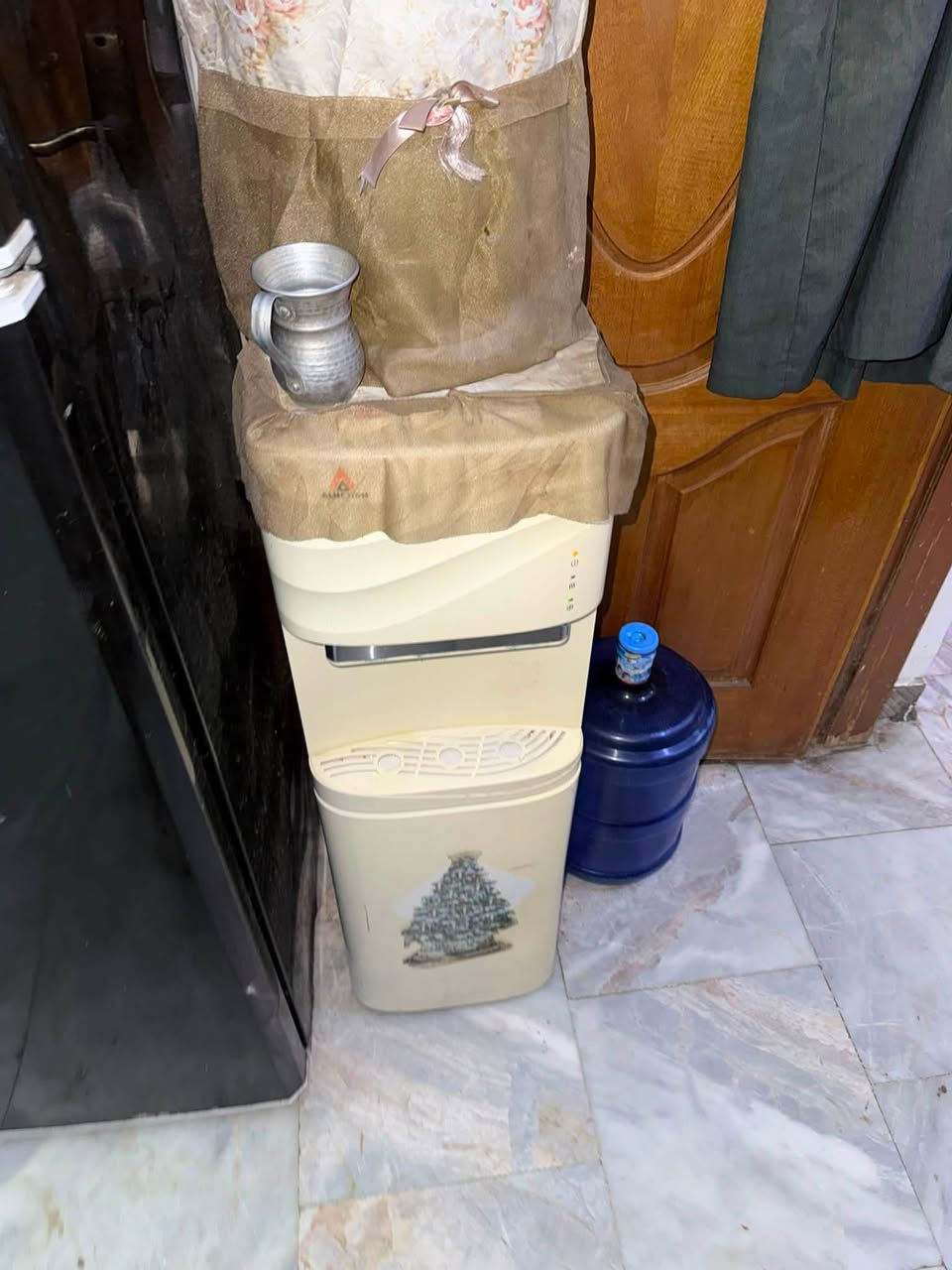 أغراض مستعمله للبيع شغلات ومابيهن اي ضرر كلشي وسعره عنوان بغداد غزاليه ***********
