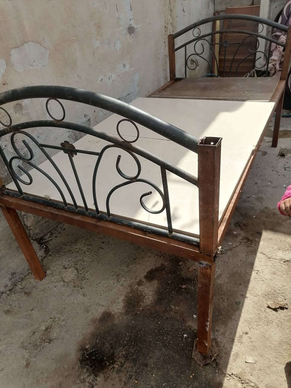 عندي هاي الجرباية حديد نفر واحد
أريدها ب 25 الف وبي مجال
مكاني حي العروبة


**إذا كنت صاحب هذا الإعلان وتريد حذفه لأي سبب، رجاءا أرسل رسالة إلى الدعم الفني**