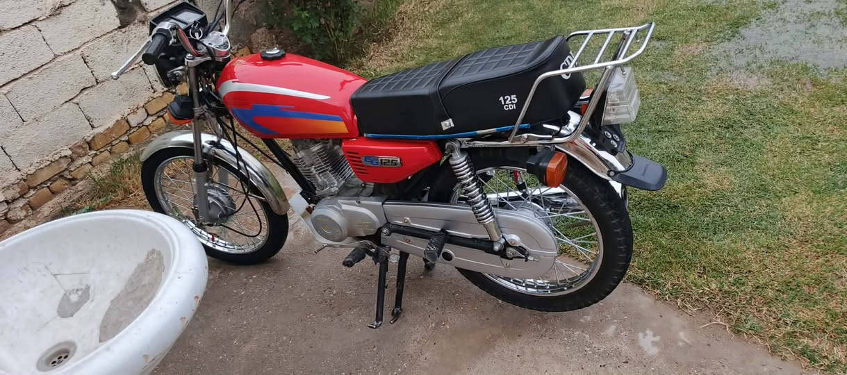 للبيع كلك مكان رفاعي مكفوله عشاير 450 وبيها مجال نضافه فول
***********
