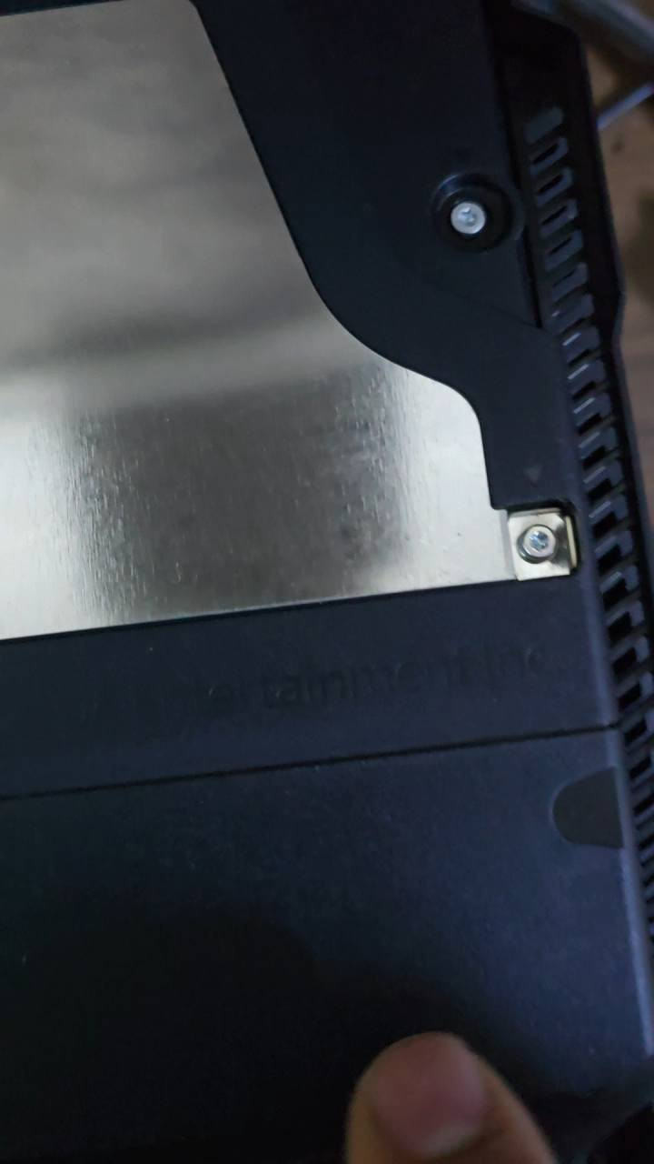 بلي فور برو واحد تيرا مهكر
نظام ٩ بدون استخدام فلاش 
جهاز نظيف جدا 
جوستك عدد ٢ الاصلية 
هارد خارجي واحد تيرا متروس العاب 
قاعدة تبريد وسيديات وشحن للجوستكات 
يو بي اس اعتقد ١٢٠٠ او ال ١٥٠٠ بس عاطل بطاريات يحتاج
السعر ٤٠٠ الف قفل ...
*********** متواجد واتس
مكان بغداد
