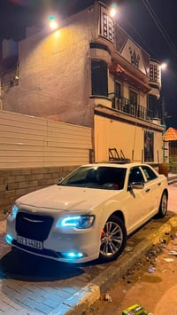 كرايسلر 300 • ٢٠١٦ • بدون صبغ