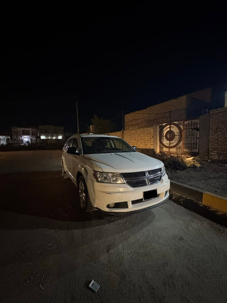 السلام عليكم للبيع جورني موديل 16 اصل معوقين نجف منتهية مدتها اربعة سلندر تبريد قطعه وحده تبديل باب السدر اصلي بدون صبغ والسعر ١٢٠ وبيها مجال مكاني ناصرية ***********
