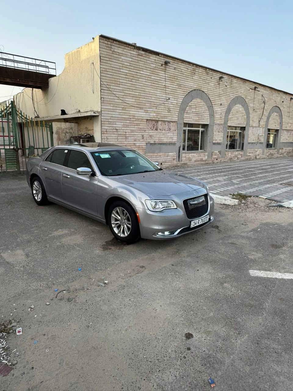 أوباما للبيع مديل 16/21 معاملة هزه جديده كامله بيها رشات صبغ كلير بالبنيد وبالقماره اثر جراد ماشيه 90 الأستفسار *********** اتصل
