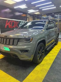 كراند شيروكي • ٢٠٢٢ • كلين تايتل