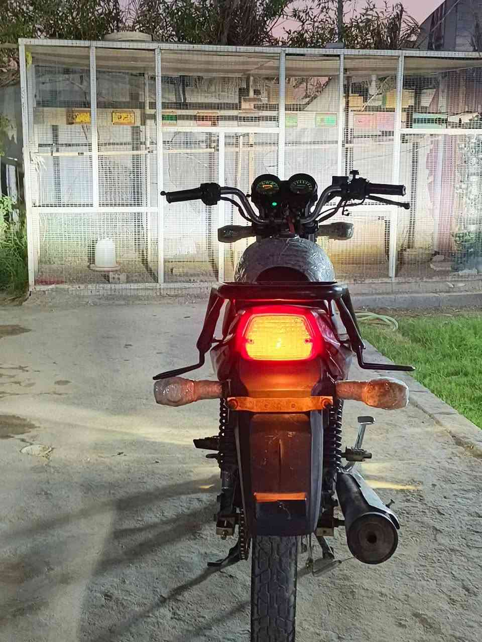 السلام عليكم دايون عضم حمره 2018 اوراق اصولي سعر 850 بيه مجال. مكاني كربلاء الابراهيميه. ***********
