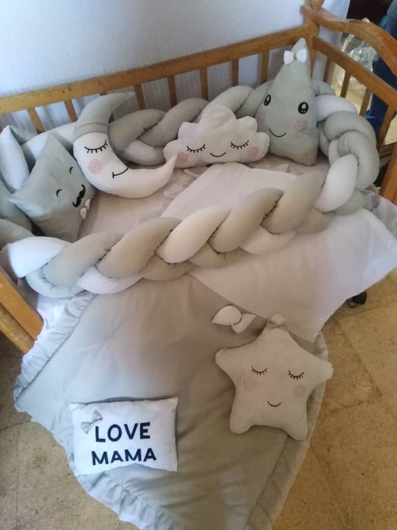 ديباج النجمة الشهير 
لحاف وشرشف و٦ مخدات 
طول ١١٠
ب الإضافة ل حماية ع شكل جدايل 
🥰🥰🥰😍😍😍
صور واقع 
الوان مميزة
 

زباين الشحن حصرا تحويل رعبون


**إذا كنت صاحب هذا الإعلان وتريد حذفه لأي سبب، رجاءا أرسل رسالة إلى الدعم الفني**