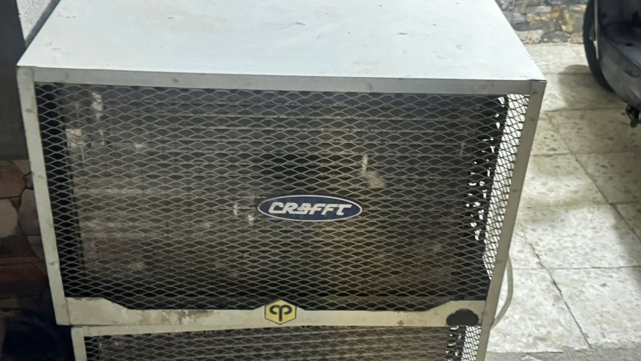مكيف عدد 2شرط الشغل 250
طباخ شغال ونضيف 250
مبرده 175
طباخ منضدي شغال 120


**إذا كنت صاحب هذا الإعلان وتريد حذفه لأي سبب، رجاءا أرسل رسالة إلى الدعم الفني**