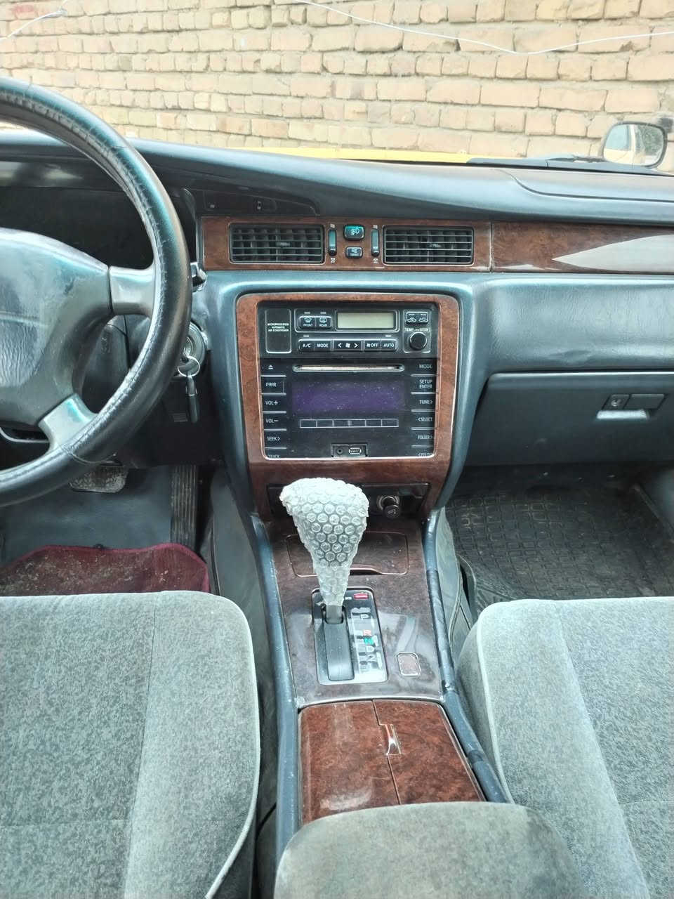 راس الثور تكم مكينة ٣٠٠٠ فيفيتي سيارة كفالة عامة تحوير نجف فوك وجوة أصلها ابيض مصفرة خط وبحث سعرها ٥٥ ورقة بيع سريع تريد وكالة تريد تحويل السيارة بسمي والشراي يتصل على هذا الرقم ***********
