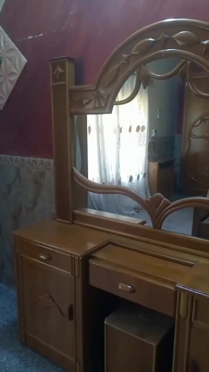 غرفه ام السته  طابقين ملحق ⚜️
نقش بورمي اضاءه بالكنتور والملحق 
ارتفاع الكنتور 2 متر و60 طول الكنتور 3 متر و65
عرض الكنتور 60
مكانها بابل محاويل قرب سيطرة الاثار 
للأستفسار اكثر  اتصال  او خاص
***********
