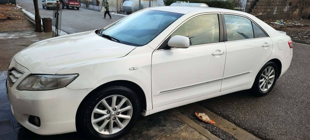 كامرى خليجى 2011 دووسویچ کۆنترۆڵ بیلادی
بۆنت وبستێ چاملغ  له گه ڵ په ڵه یه ک به خی هه یه به ینی دوده رگاکەی بۆیاخه 
به ده نه ی قرچی هه یه
سه یاره که ١٨٠هه زارڕۆشتوه
گێڕومه کینه به شه رت لۆکه چوارتایه ی تازه سه نه وی تازه تا٢٠٣٠
٢٥٠مه سروفی نیه به شه رت هه موشتێ
تێبینی/ته نیاقه باغی مه کینه کراوه ته وه بۆواشه رگۆڕین
نرخی ١١٧$
ژ.م *********** كركوك, العراق
